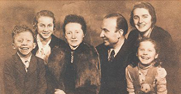 Familia Hanke, con Rudolph Hanke a la izquierda.
