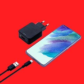Un teléfono móvil Samsung con diferentes fuentes de alimentación