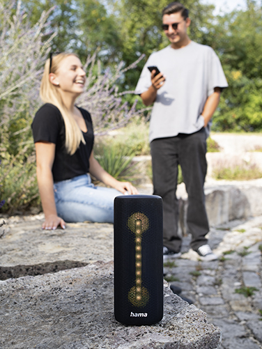 Altavoz Bluetooth® Hama «Pipe 3.0», resistente al agua IPX5, 10 modos de luz, 24W