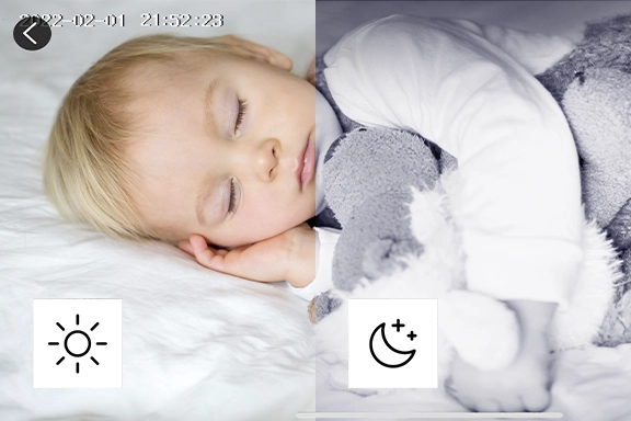 La imagen está dividida en dos partes: a la izquierda se ve a un niño dormido en modo diurno y a la derecha se ve al niño en modo infrarrojo.